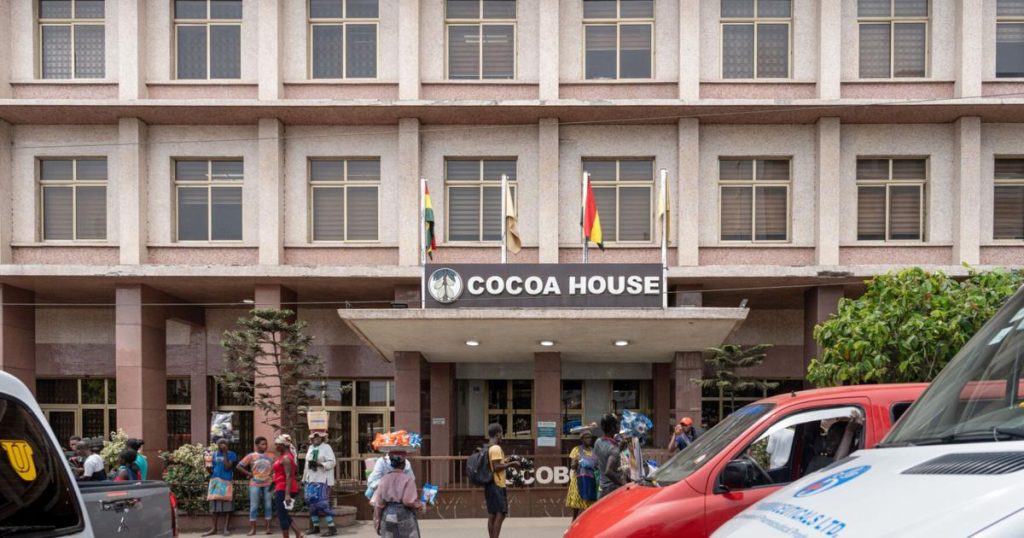 COCOBOD Drowns In Huge Debt Of GHS32.5 Billion – Prez Mahama Reveals